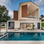 Villa Mol By Villsy - With Private Pool, Sauna, Jacuzzi
