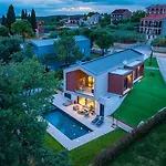 Mol By Villsy - With Private Pool, Sauna, Jacuzzi Baderna