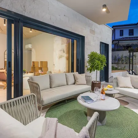فيلة Mol By Villsy - With Private Pool, Sauna, Jacuzzi Baderna