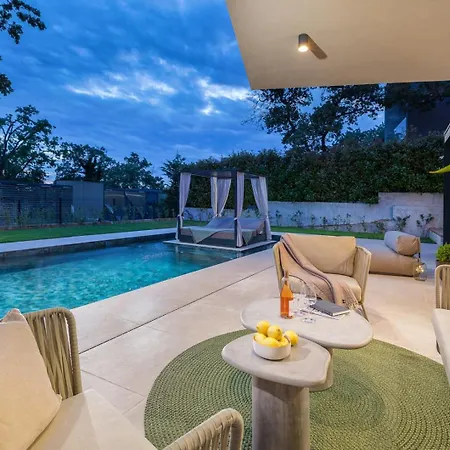 Mol By Villsy - With Private Pool, Sauna, Jacuzzi Бадерна