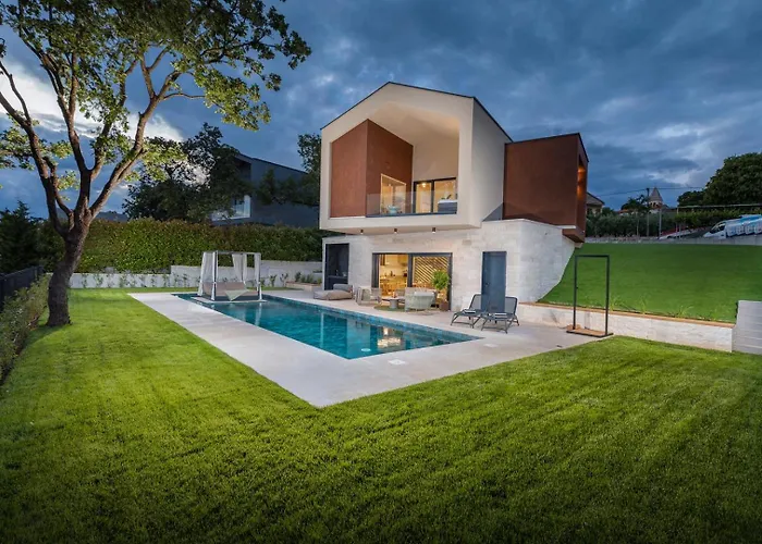 Mol By Villsy - With Private Pool, Sauna, Jacuzzi Villa *