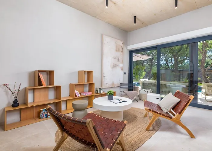 Mol By Villsy - With Private Pool, Sauna, Jacuzzi Baderna