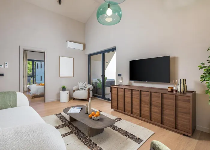 Βίλα Mol By Villsy - With Private Pool, Sauna, Jacuzzi *