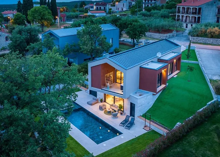 Mol By Villsy - With Private Pool, Sauna, Jacuzzi Baderna