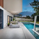 Mol By Villsy - With Private Pool, Sauna, Jacuzzi Villa *