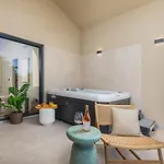 Mol By Villsy - With Private Pool, Sauna, Jacuzzi Villa *