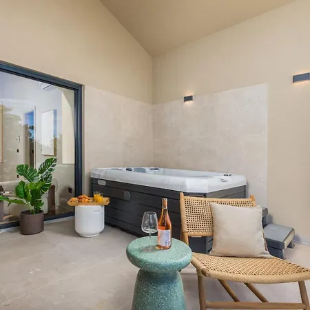 Mol By Villsy - With Private Pool, Sauna, Jacuzzi Villa *